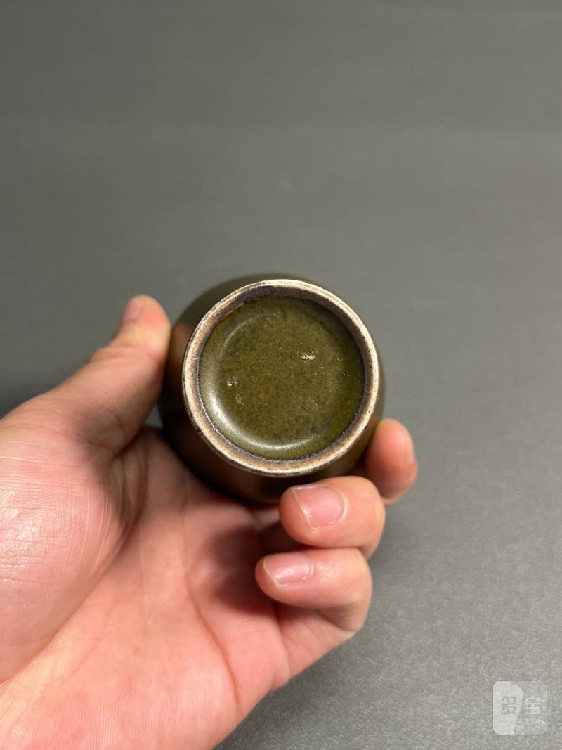 清乾隆 茶叶末釉小梅瓶 - 图12